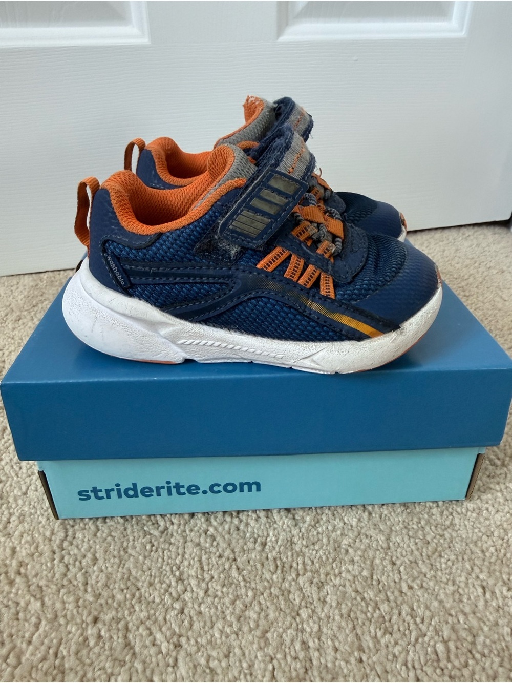 Stride Rite Navy and Orange Toddler Athletic Sneakers 6.5XW m2p journey